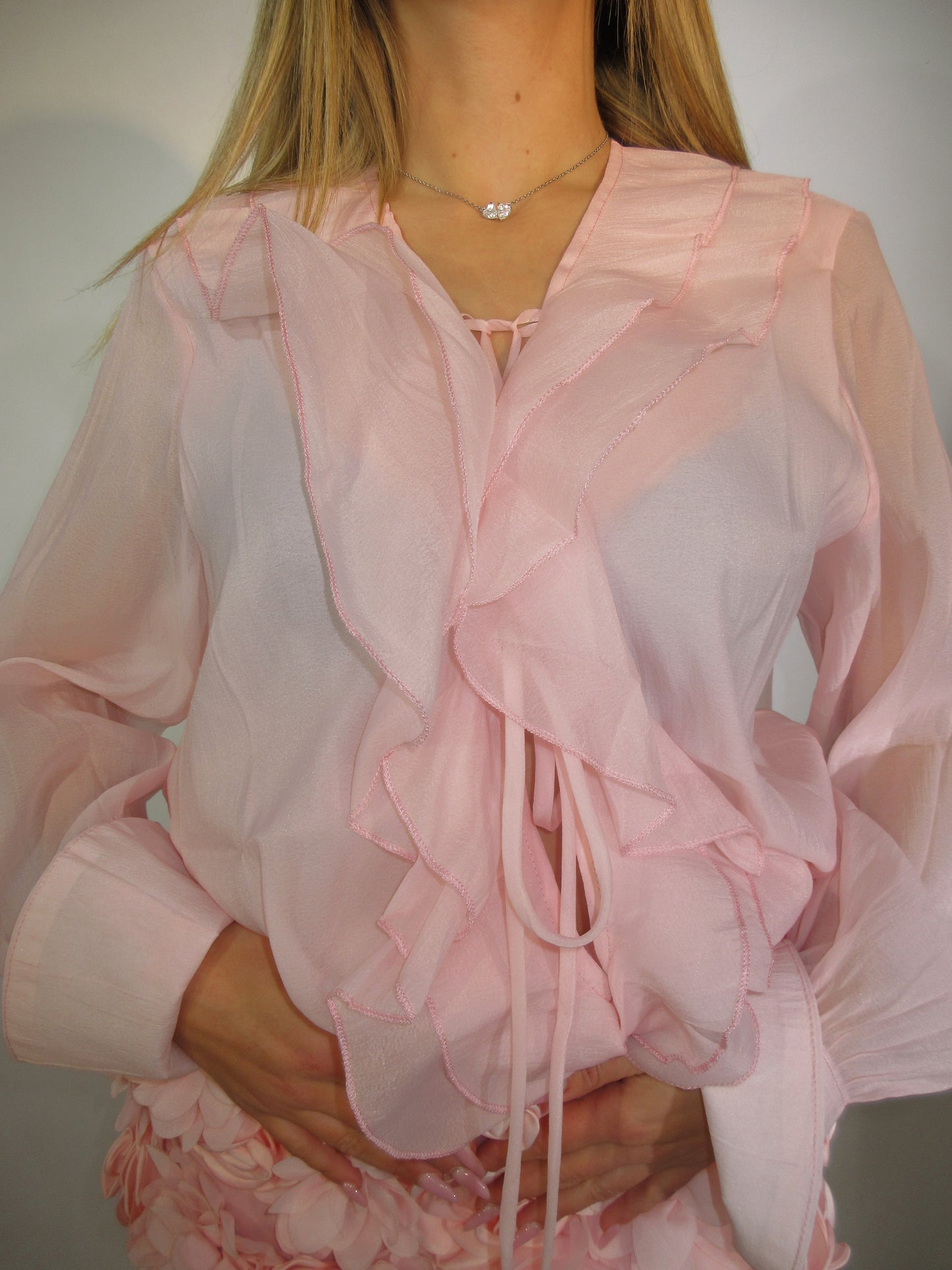 Camicia rosa con rouches