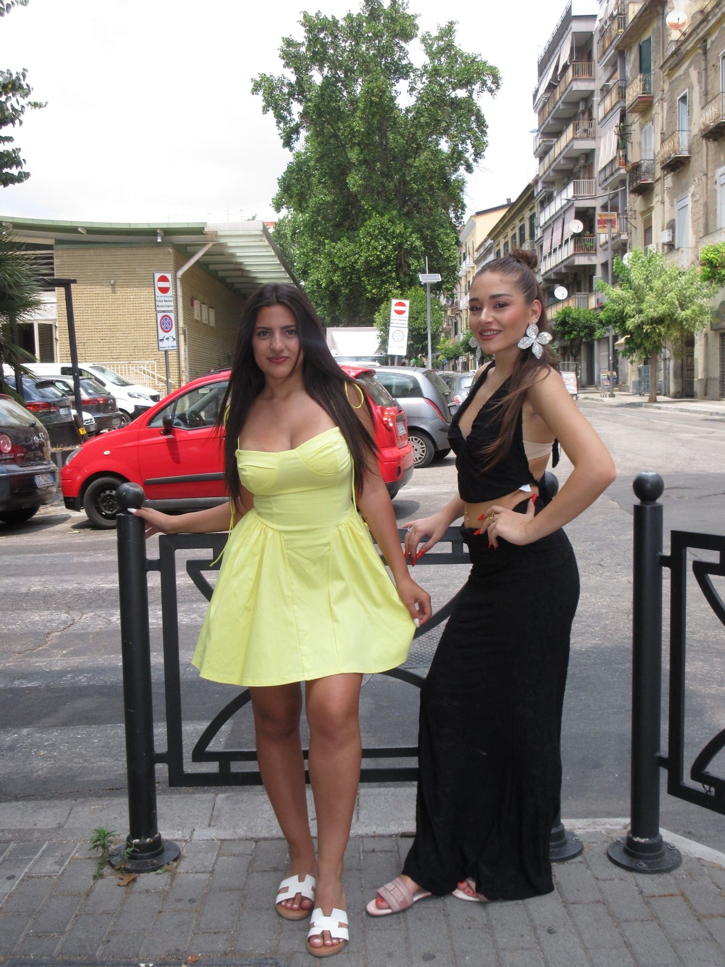 Top con gonna ricamo
