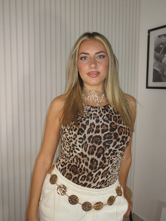 Body leopard